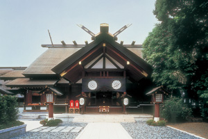 バンケットがリニューアル 縁結びの神社としても有名な 東京大神宮 で格式高く誓う伝統の和の結婚式 ぐるなびウエディングhowto
