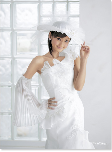 人気モデル 西山茉希さんに訊いた！結婚式のしあわせの作り方 