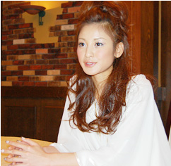 西山茉希さん