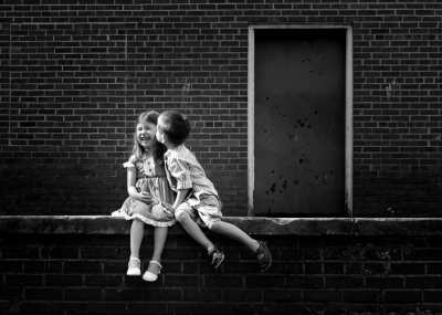 灯台下暗し 異性の友人との交際が最も結婚への近道である理由 ぐるなびウエディングhowto 灯台下暗し 異性の友人との交際が最も結婚への近道である理由 ぐるなびウエディングhowto