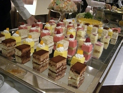 ケーキバイキング ラグナスイート名古屋の料理口コミ 評判 ぐるなびウエディング