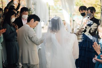 人前式は宗教性がなく形式張らないのでハートフルな挙式スタイル