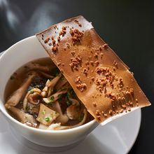 1c4bd63bb322f55d0b11020956a7fd03e_220x220