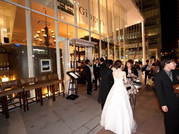 横浜駅徒歩4分！上質なリゾートレストランがコンセプト