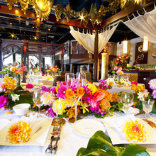 都会の中のリゾート空間でオシャレな食事会ウェディングを