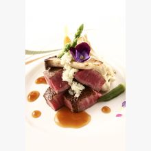 16fef370f01a3a144fc91abe3bb9b7f5d_220x220