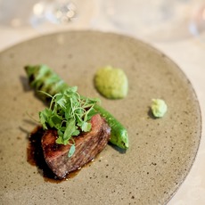 短角牛フィレ　　万願寺唐辛子