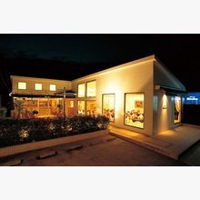 119758bc6f87d5852436ee24fbeda194f_220x220